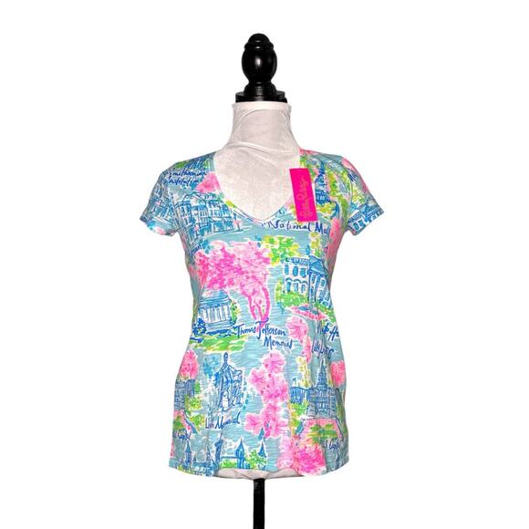 Lilly Pulitzer Etta V-Neck Tee Multi Lilly Loves DC Print Size XXS - Picture 2 of 10